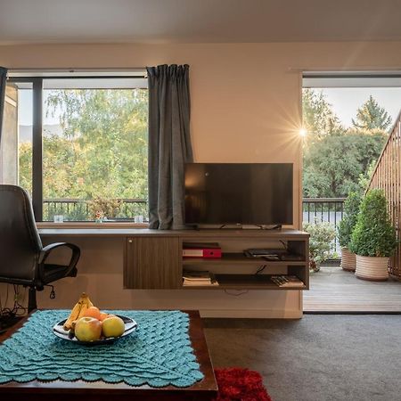 Private And Peaceful Studio Apartment Wanaka Exteriör bild